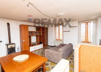 Sala da pranzo - Casa semi indipendente Via Sabotino
 
2/3, Cunardo - foto 14