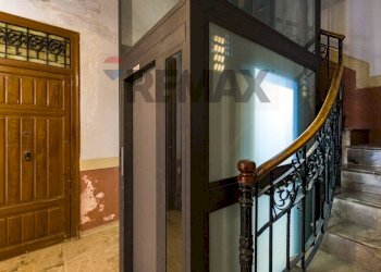 Scale - Appartamento Via Filippo Parlatore
 
49, Palermo - foto 18