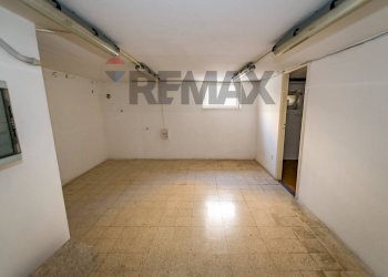Stanza vuota - Negozio Viale Leonardo Da Vinci
 
19, Palermo - foto 7