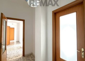 Hall / corridoio - Apartment via Aldo Moro
 
3, Piedimonte Matese - photo 27