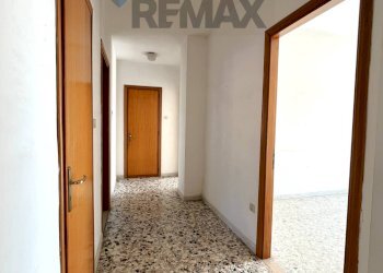 Hall / corridoio - Apartment via Aldo Moro
 
3, Piedimonte Matese - photo 28