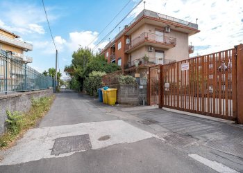 Edificio all\'aperto - Laboratorio Via Mizar
 
8, Catania - foto 25
