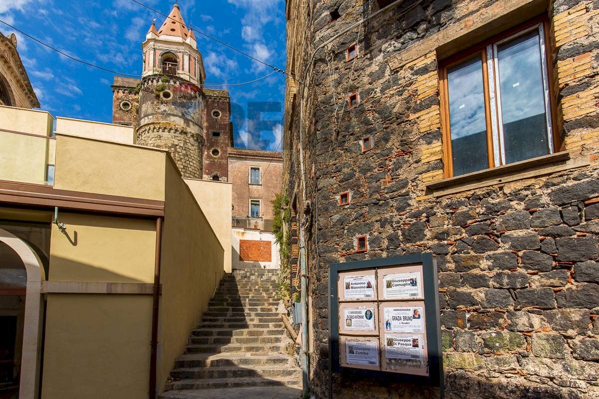 Edificio all\'aperto - Casa semi indipendente Piazza Sant'Antonio
9, Castiglione di Sicilia - foto 3