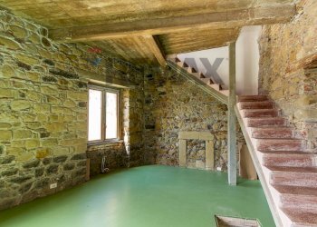 Scale - Casa semi indipendente Piazza Sant'Antonio
 
9, Castiglione di Sicilia - foto 12