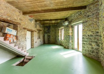 Stanza vuota - Casa semi indipendente Piazza Sant'Antonio
 
9, Castiglione di Sicilia - foto 13