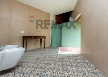 Bagno - Casa semi indipendente Piazza Sant'Antonio
 
9, Castiglione di Sicilia - foto 22