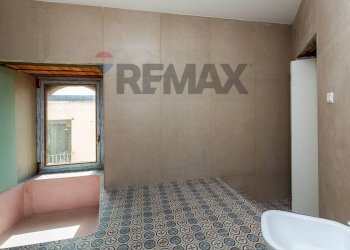 Bagno - Casa semi indipendente Piazza Sant'Antonio
 
9, Castiglione di Sicilia - foto 24