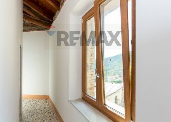 Hall / corridoio - Casa semi indipendente Piazza Sant'Antonio
 
9, Castiglione di Sicilia - foto 27