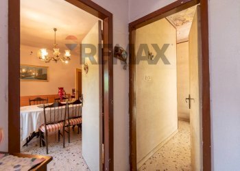 Hall / corridoio - Apartment Via Santa Maria Di Gesù
 
66, Caltagirone - photo 3