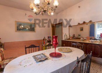 Sala da pranzo - Apartment Via Santa Maria Di Gesù
 
66, Caltagirone - photo 22