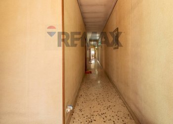Hall / corridoio - Apartment Via Santa Maria Di Gesù
 
66, Caltagirone - photo 23