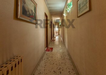 Hall / corridoio - Apartment Via Santa Maria Di Gesù
 
66, Caltagirone - photo 26