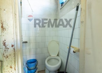 Bagno - Apartment Via Santa Maria Di Gesù
 
66, Caltagirone - photo 36