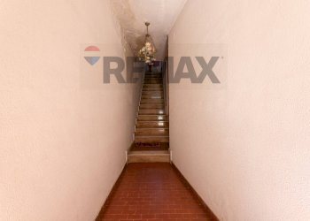 Scale - Apartment Via Santa Maria Di Gesù
 
66, Caltagirone - photo 46