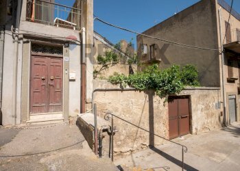 Edificio all\'aperto - Apartment Via Santa Maria Di Gesù
 
66, Caltagirone - photo 49