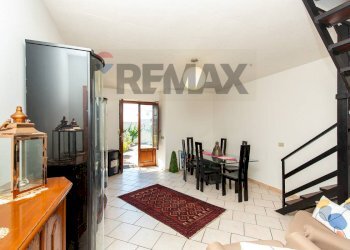 Sala da pranzo - Villa Vicolo Rosa
 
1, Tremestieri Etneo - photo 15