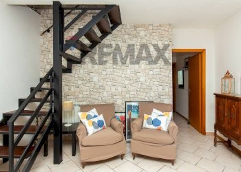 Soggiorno - Villa Vicolo Rosa
 
1, Tremestieri Etneo - photo 17