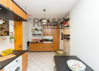 Cucina - Villa Vicolo Rosa
 
1, Tremestieri Etneo - photo 18