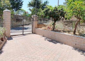 Terrazza - Villa Via Piave
 
33, Grammichele - photo 4