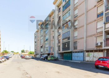 Edificio all\'aperto - Appartamento Via Del Maggiolino
 
5, Catania - foto 3