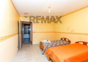 Camera / camera da letto - Appartamento Via Del Maggiolino
 
5, Catania - foto 27