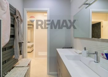 Bagno - Three-room apartment Via Archimede
 
237, Misterbianco - photo 16
