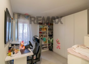 Ufficio - Three-room apartment Via Archimede
 
237, Misterbianco - photo 18