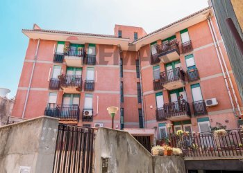 Edificio all\'aperto - Three-room apartment Via Archimede
 
237, Misterbianco - photo 26