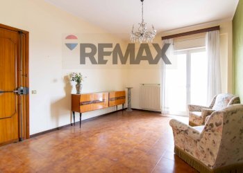 Soggiorno - Four-room apartment Via della Regione
35, San Giovanni la Punta - photo 15