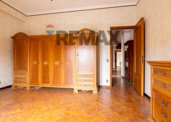 Camera / camera da letto - Four-room apartment Via della Regione
35, San Giovanni la Punta - photo 15