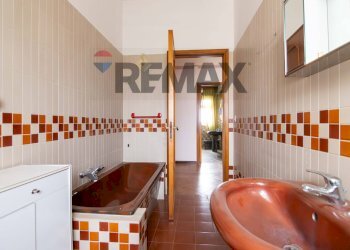 Bagno - Four-room apartment Via della Regione
35, San Giovanni la Punta - photo 22