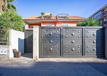 Foto 3 - Casa semi indipendente Via Antonino Abate
 
6, Gravina di Catania - foto 3