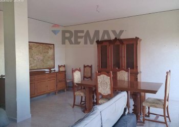 Sala da pranzo - Appartamento Via Giovanni Verga
 
110, Gela - foto 7