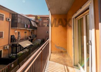 Balcone - Trilocale Vico Olivella
 
13, Camporotondo Etneo - foto 15