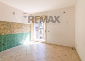 Stanza vuota - Trilocale Vico Olivella
 
13, Camporotondo Etneo - foto 16
