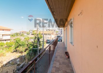 Balcone - Trilocale Vico Olivella
 
13, Camporotondo Etneo - foto 19