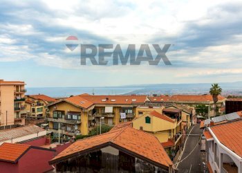 Edificio all\'aperto - Appartamento Via Napoli
 
7, Gravina di Catania - foto 1