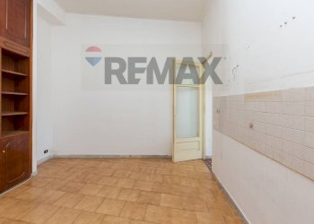 Stanza vuota - Appartamento Via Napoli
 
7, Gravina di Catania - foto 9