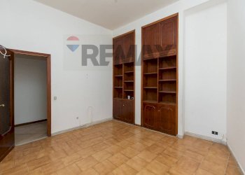 Stanza vuota - Appartamento Via Napoli
 
7, Gravina di Catania - foto 10