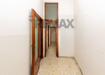 Hall / corridoio - Trilocale Via Napoli
 
7, Gravina di Catania - foto 4