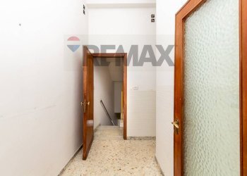 Hall / corridoio - Trilocale Via Napoli
 
7, Gravina di Catania - foto 5