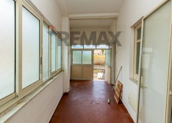 Hall / corridoio - Trilocale Via Napoli
 
7, Gravina di Catania - foto 9