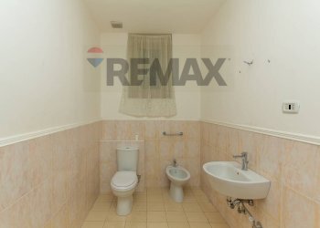 Bagno - Trilocale Via Napoli
 
7, Gravina di Catania - foto 14