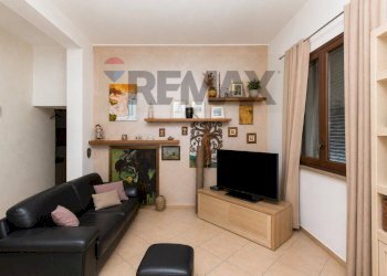 Soggiorno - Casa indipendente Via Etnea
 
267, Gravina di Catania - foto 4