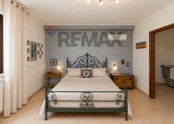 Camera / camera da letto - Casa indipendente Via Etnea
 
267, Gravina di Catania - foto 5