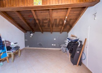 Parcheggio - Casa indipendente Via Etnea
 
267, Gravina di Catania - foto 19