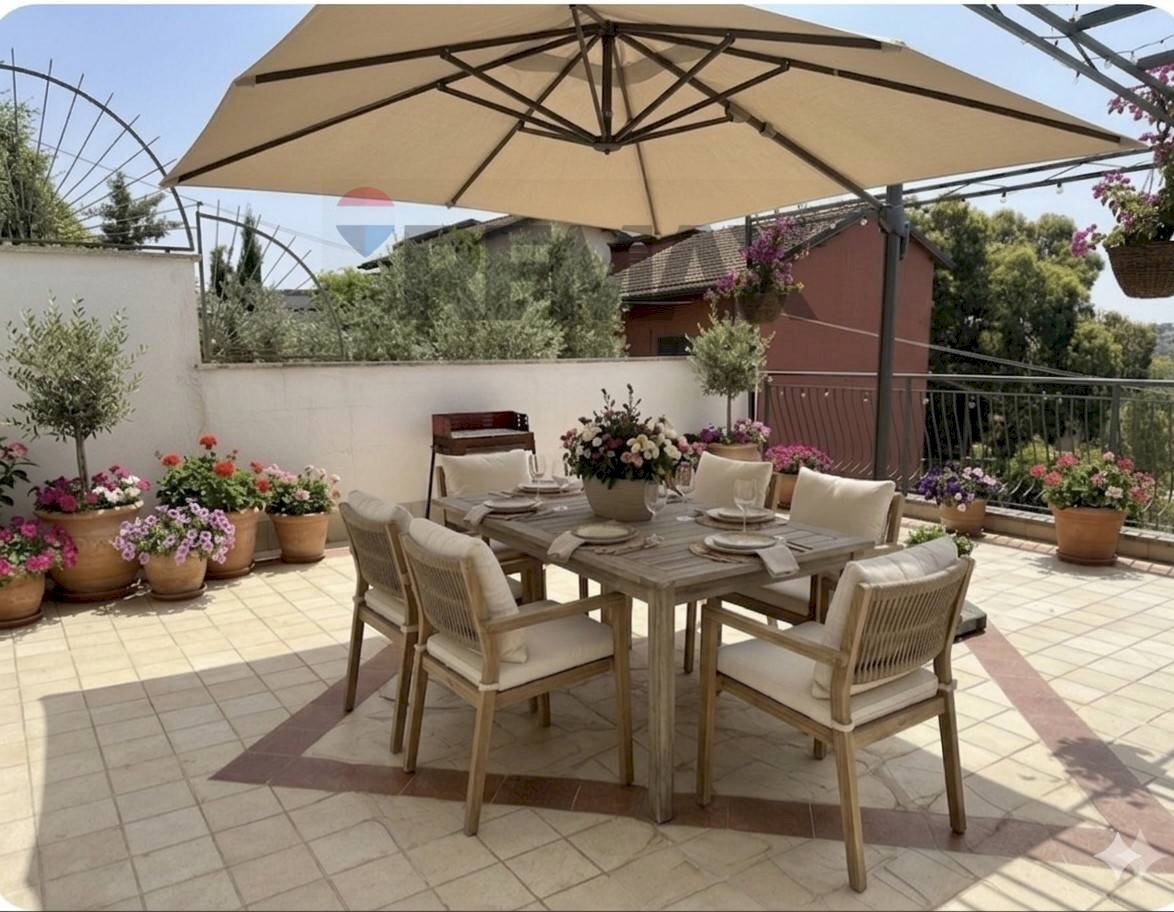 Terrazza - Villa Via Cassia
701, Roma - foto 2