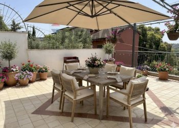 Terrazza - Villa Via Cassia
701, Roma - foto 1
