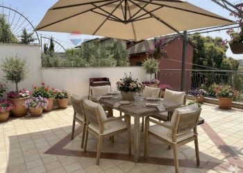 Terrazza - Villa Via Cassia
701, Roma - foto 2