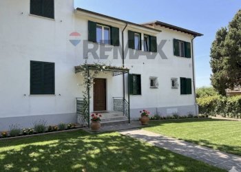 Casa all\'aperto - Villa Via Cassia
701, Roma - foto 20